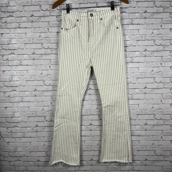 Abercrombie & Fitch Denim - Abercrombie & Fitch High Waisted Striped Jeans